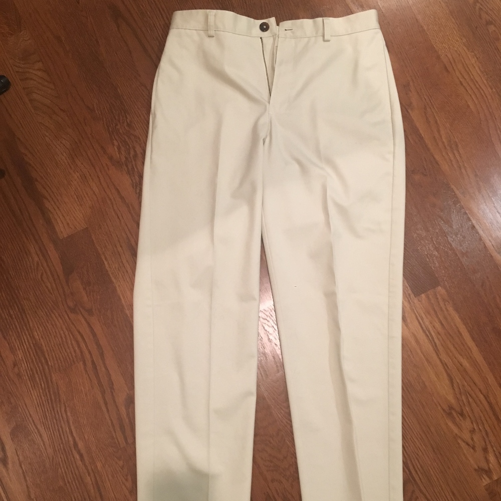 Natural Fit L.L Bean Men's Khakis